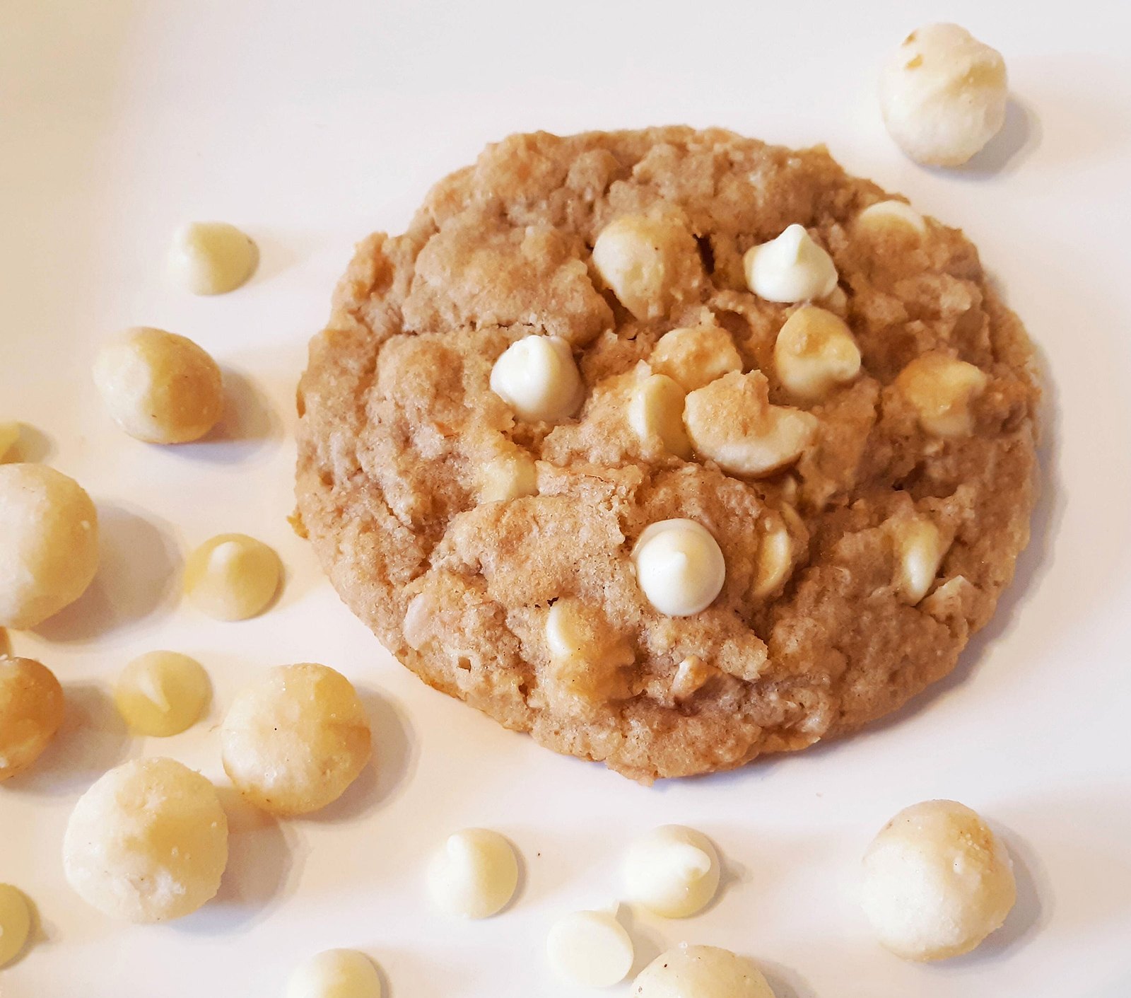 Brown Butter White Chocolate Macadamia Cookie